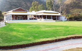 Four Banyans Spirit & Nature Resort